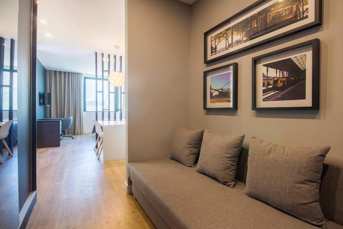 NEW! Apartamento Galé (wifi, estacionamento, elevador) 418 Porto Exterior foto